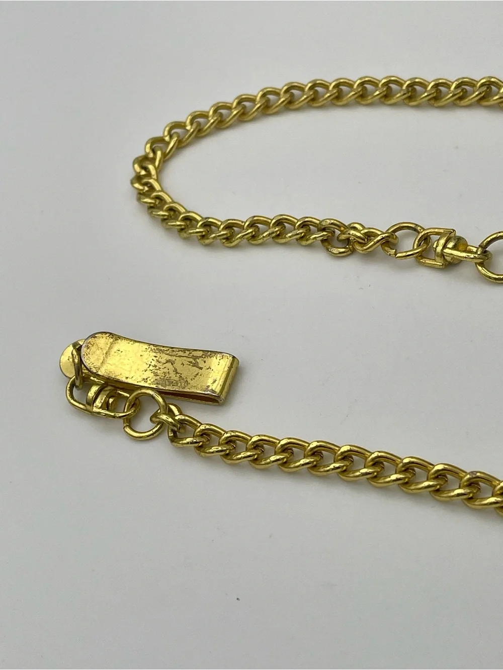 Vintage Gold Tone Classic Curb Link Pocket Watch Vest Chain. 18 inches